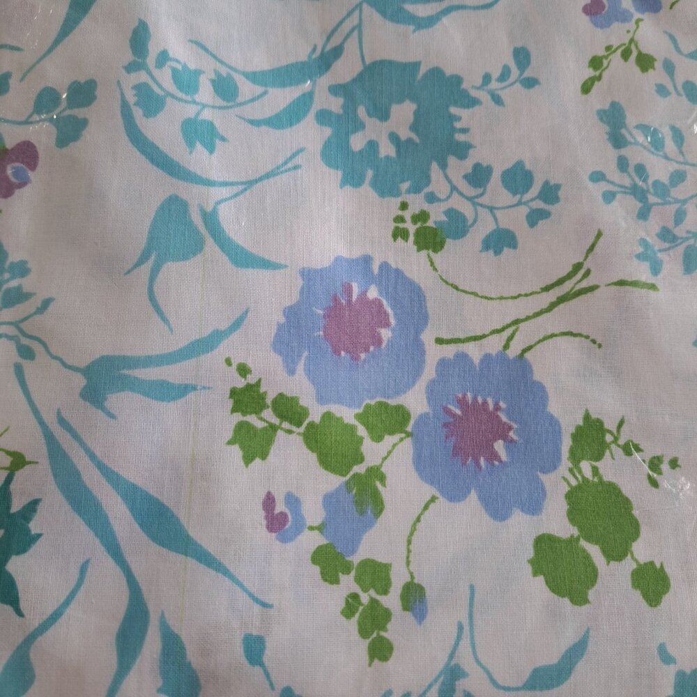 Vintage Floral Banquet Sheet New Dead stock Double Bed Fitted Bottom Japan - Picture 8 of 8
